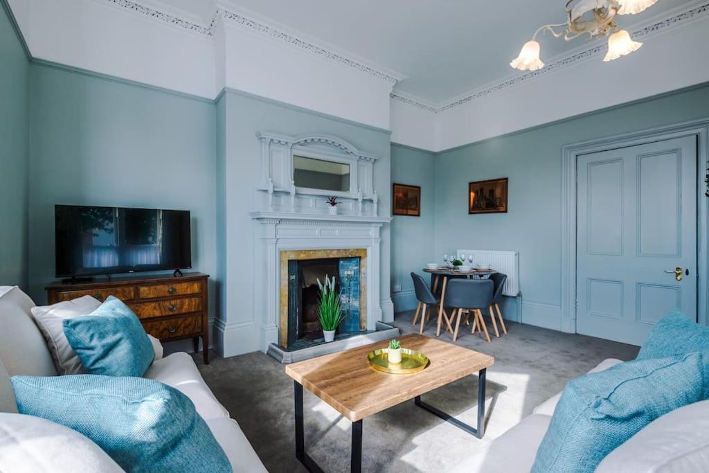 Victorian Gem In Chester Centre エクステリア 写真