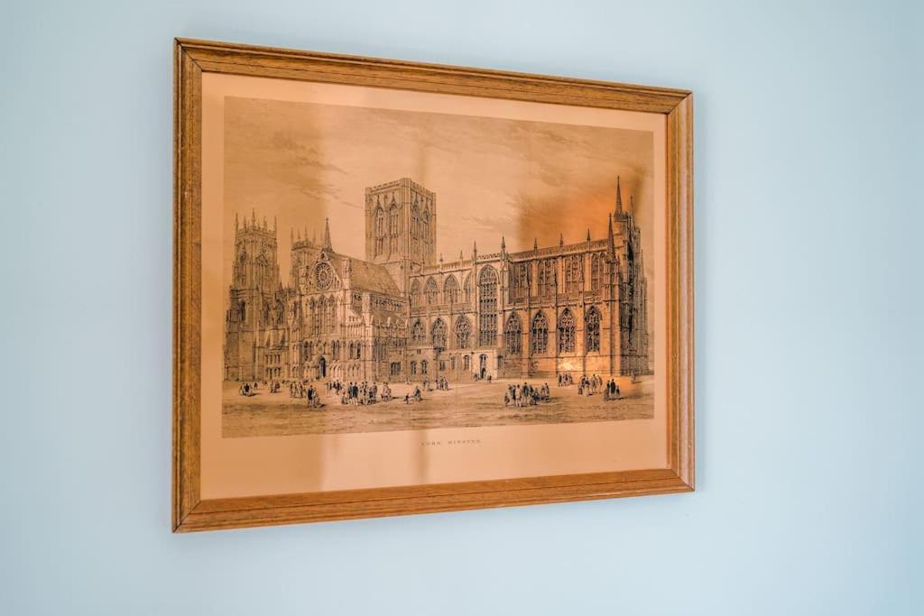 Victorian Gem In Chester Centre エクステリア 写真