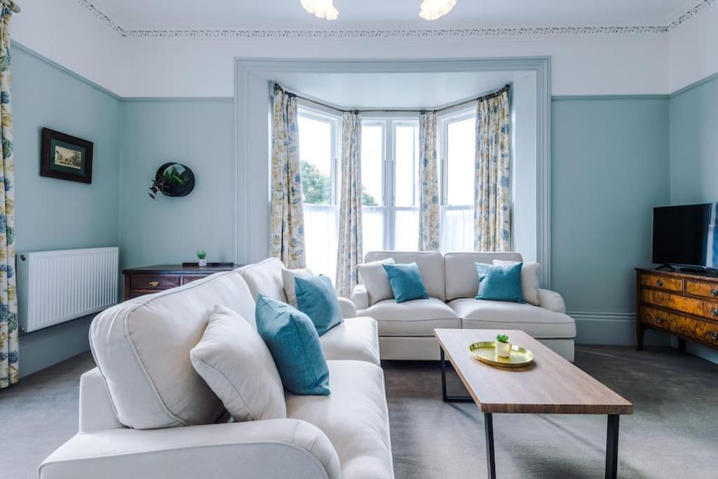Victorian Gem In Chester Centre エクステリア 写真